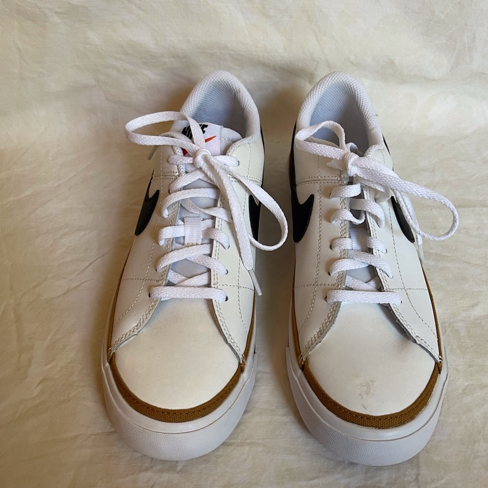 Nike White and Brown Athletic Shoes